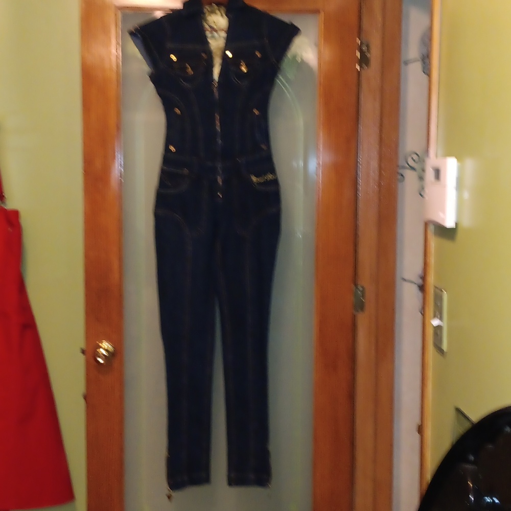 Women's  size 5 stretch denim jumpsuit by Street Blues.